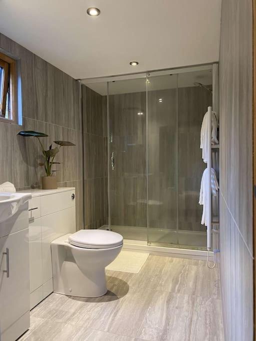 Cosy 1 Bedroom Country Lodge With Free Parking Ватингтон Экстерьер фото